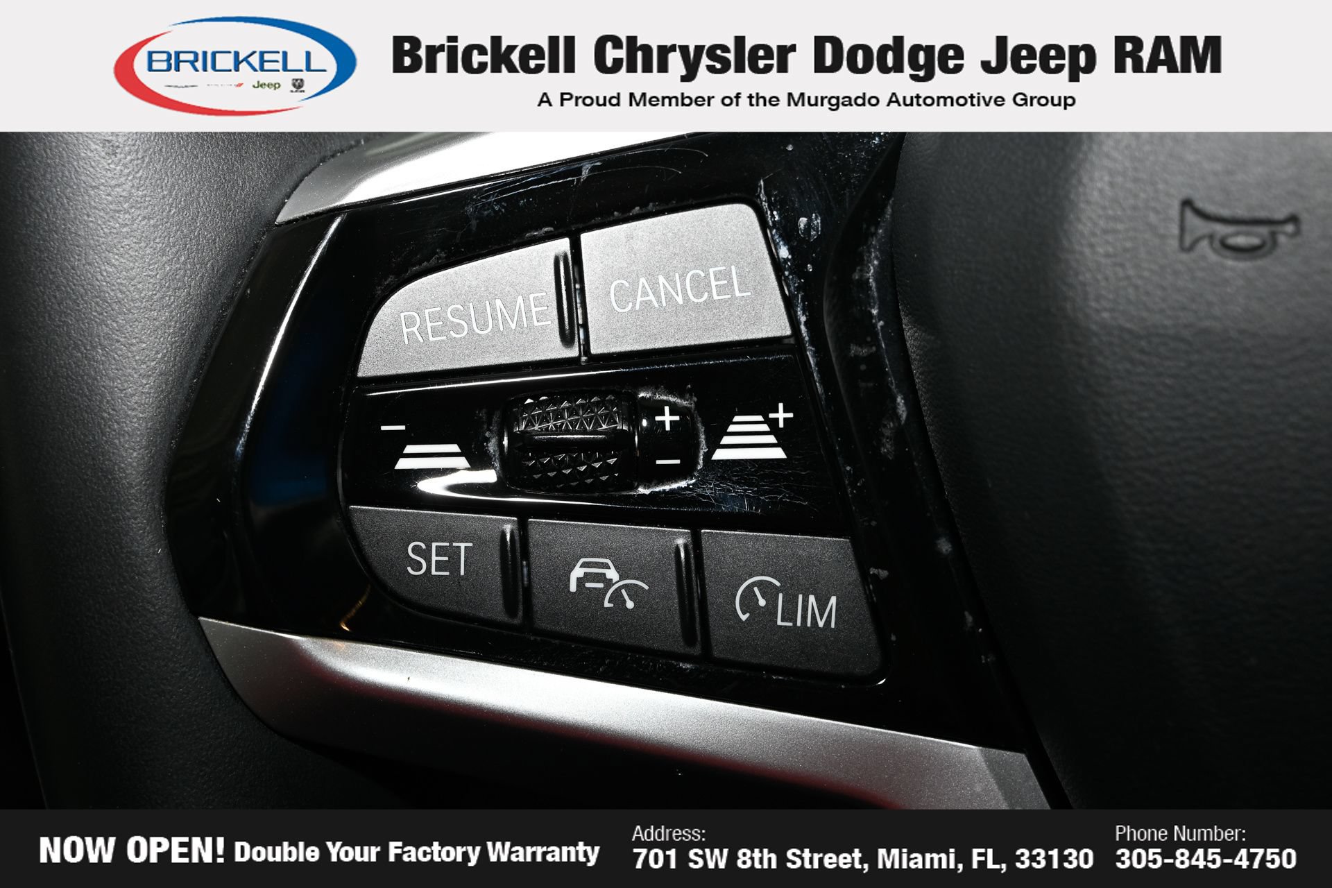 Used 2025 BMW 330i xDrive Sedan AWD/4WD image 31