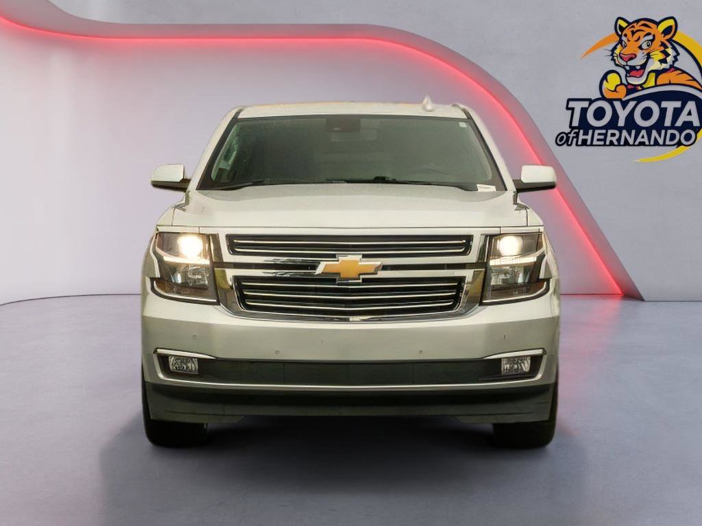 Used 2020 Chevrolet Suburban Premier RWD image 2