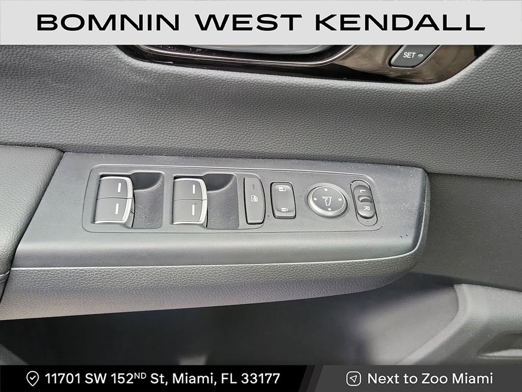 Used 2025 Honda CR-V EX-L image 27
