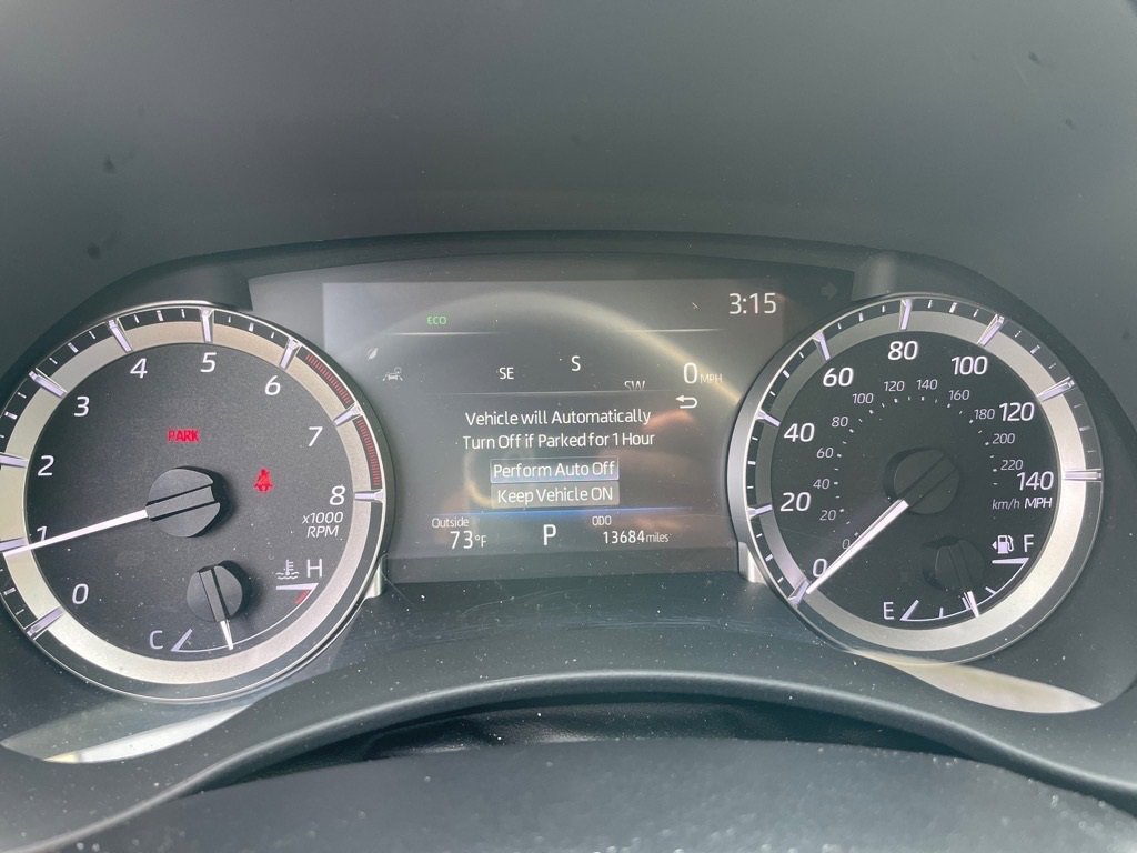 Used 2024 Toyota Highlander XLE image 10