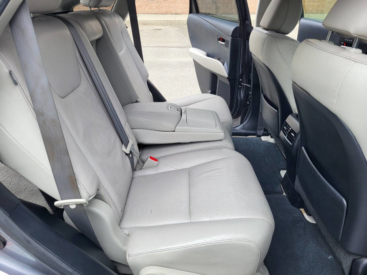 Used 2014 Lexus RX 450h Base AWD 4dr SUV image 18