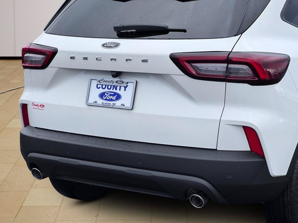 New 2026 Ford Escape ST-Line w/ Tech Pack #1 FWD image 40