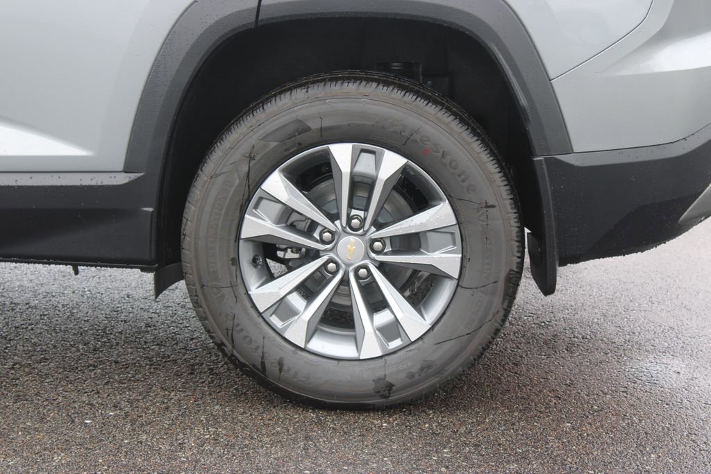 New 2026 Chevrolet Equinox LT FWD image 17