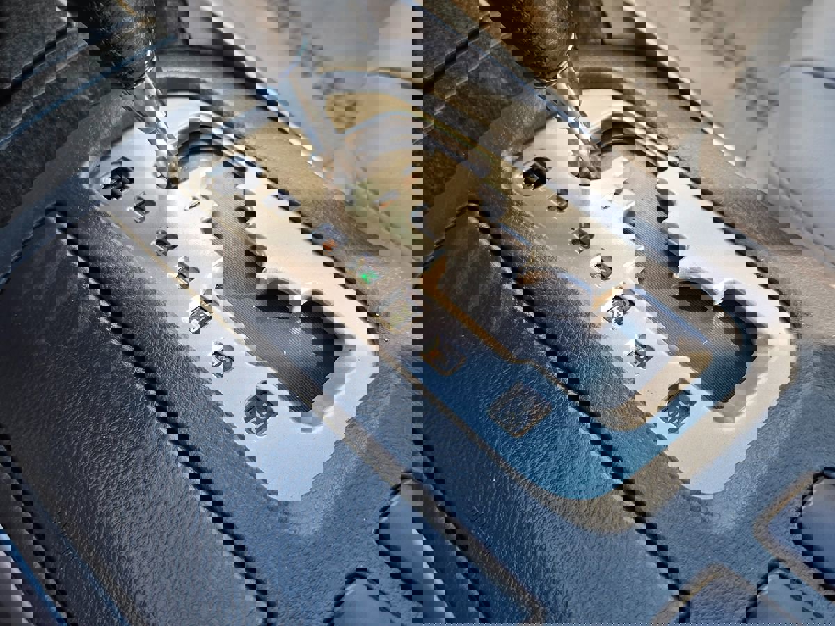 Used 2005 Toyota 4Runner Limited image 39