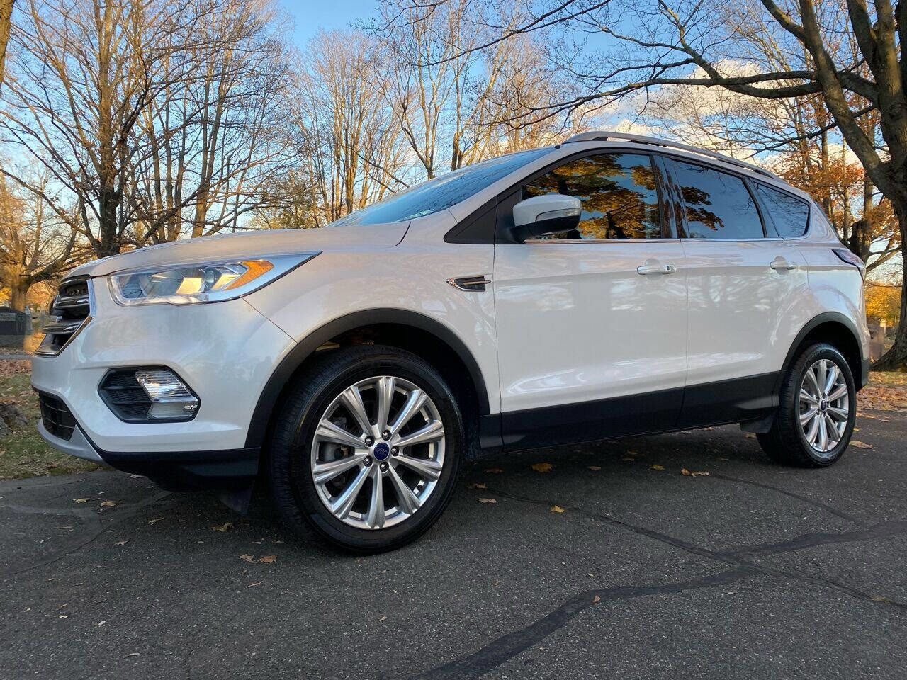 Used 2017 Ford Escape Titanium w/ Canadian Touring Package image 34
