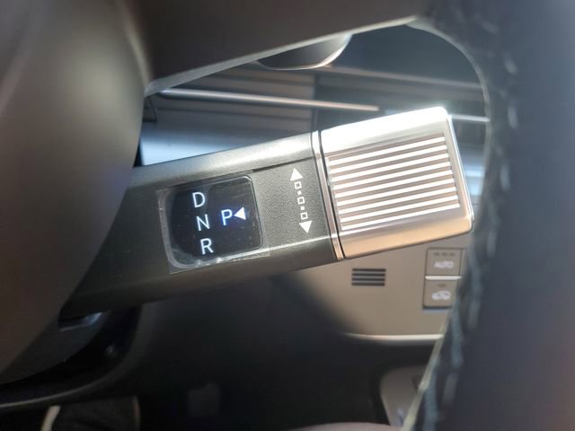 New 2026 Hyundai Kona SEL Premium image 24