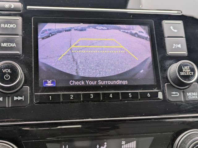 Used 2020 Honda CR-V LX image 10