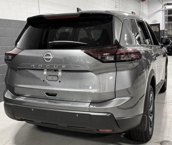New 2026 Nissan Rogue SV AWD/4WD image 12