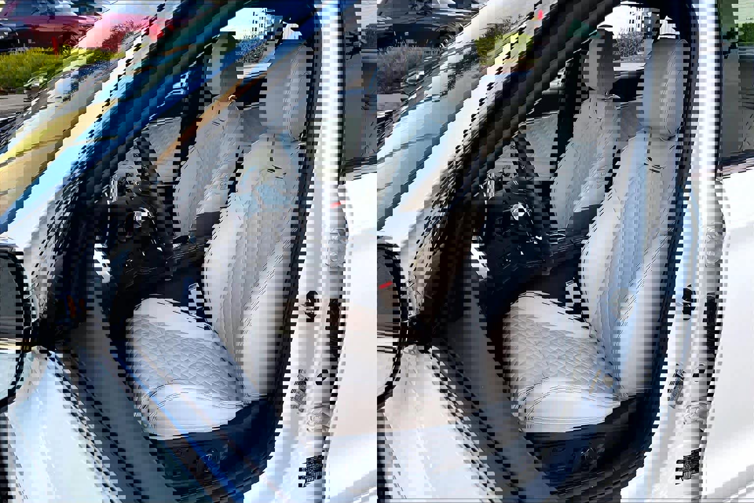 Used 2024 Genesis G70 3.3T Advanced w/ Sport Prestige Package image 7