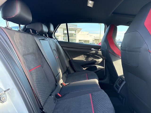 New 2026 Volkswagen GTI SE FWD image 11