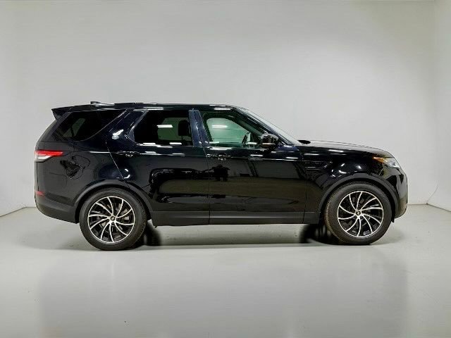 Used 2017 Land Rover Discovery SE AWD/4WD image 27