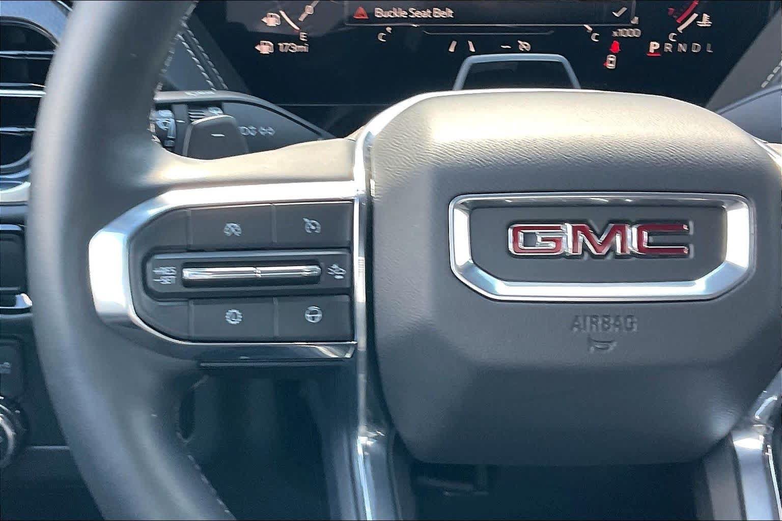 Used 2026 GMC Yukon XL Elevation w/ Elevation Premium Package RWD image 24