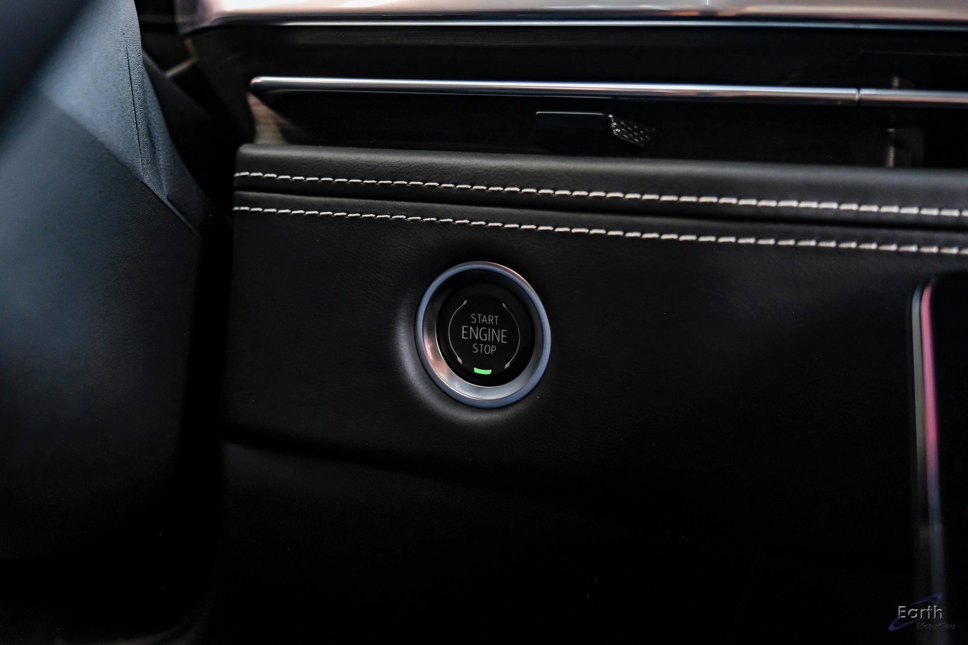 Used 2025 Cadillac Escalade V image 70