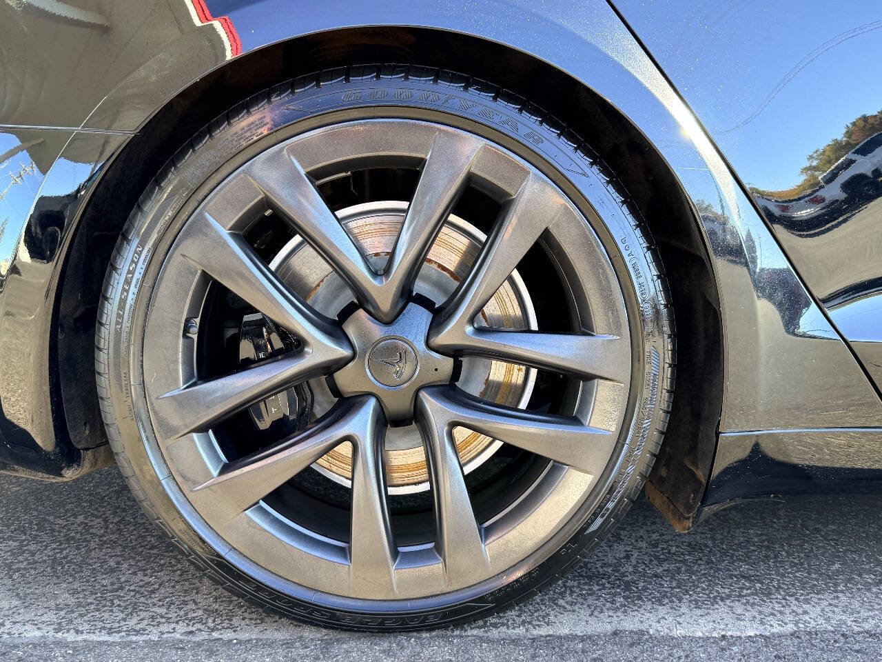 Used 2021 Tesla Model S Plaid image 12