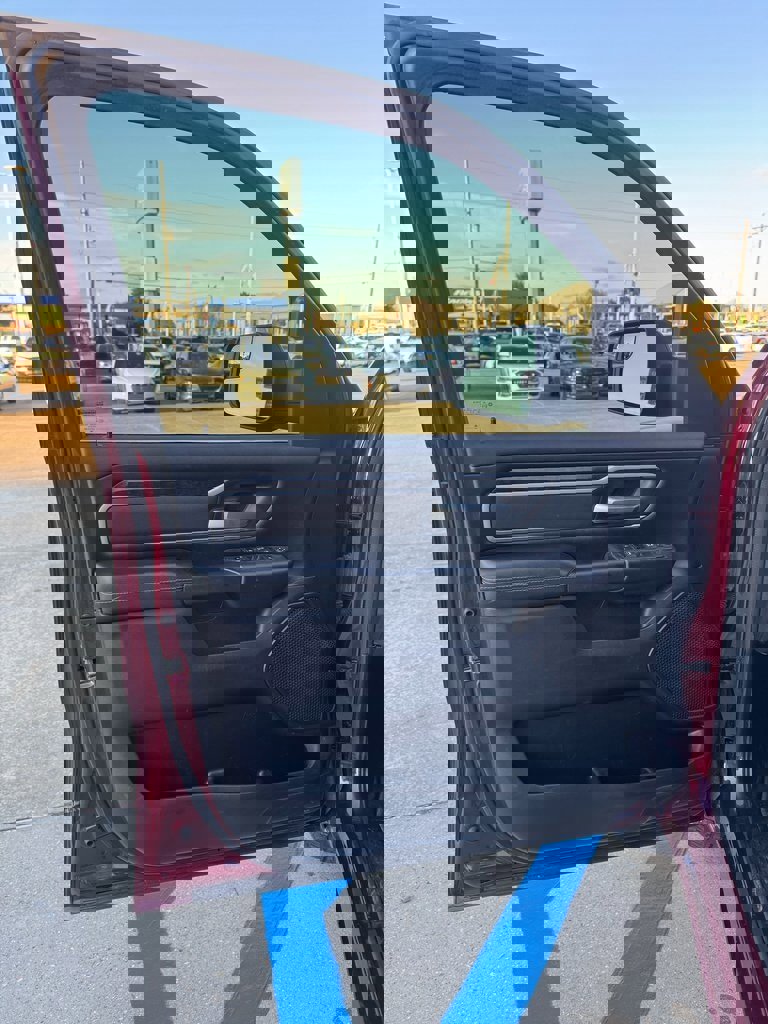 Used 2024 RAM 1500 Lone Star image 7