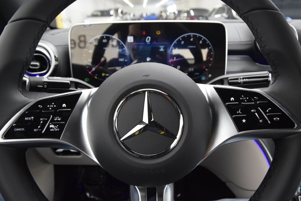 New 2027 Mercedes-Benz CLE 300 4MATIC Cabriolet image 21
