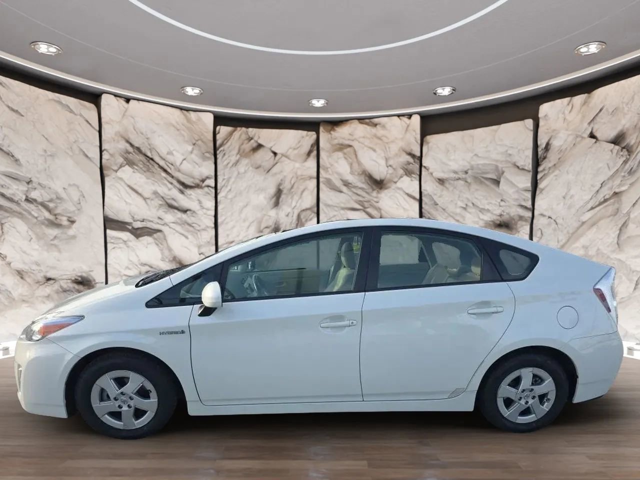 Used 2010 Toyota Prius One FWD image 3