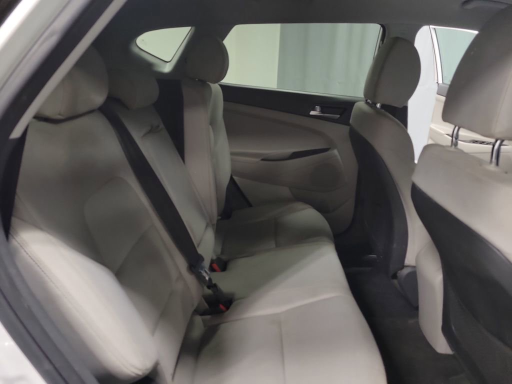 Used 2019 Hyundai Tucson SE image 22