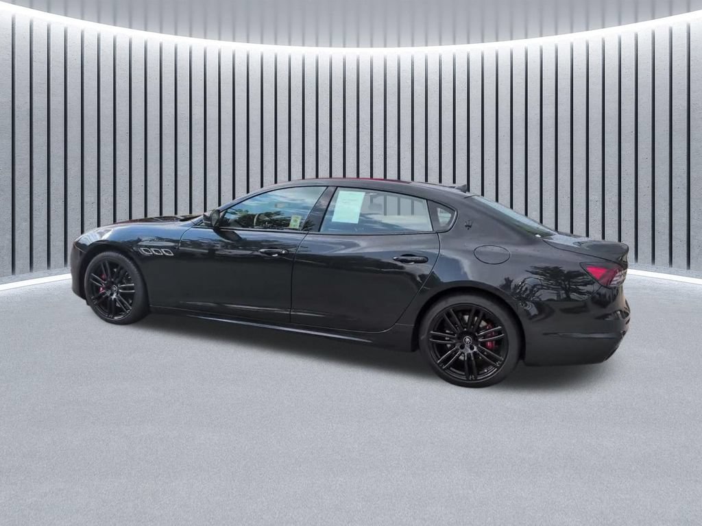 Used 2023 Maserati Quattroporte Modena Q4 AWD/4WD image 16