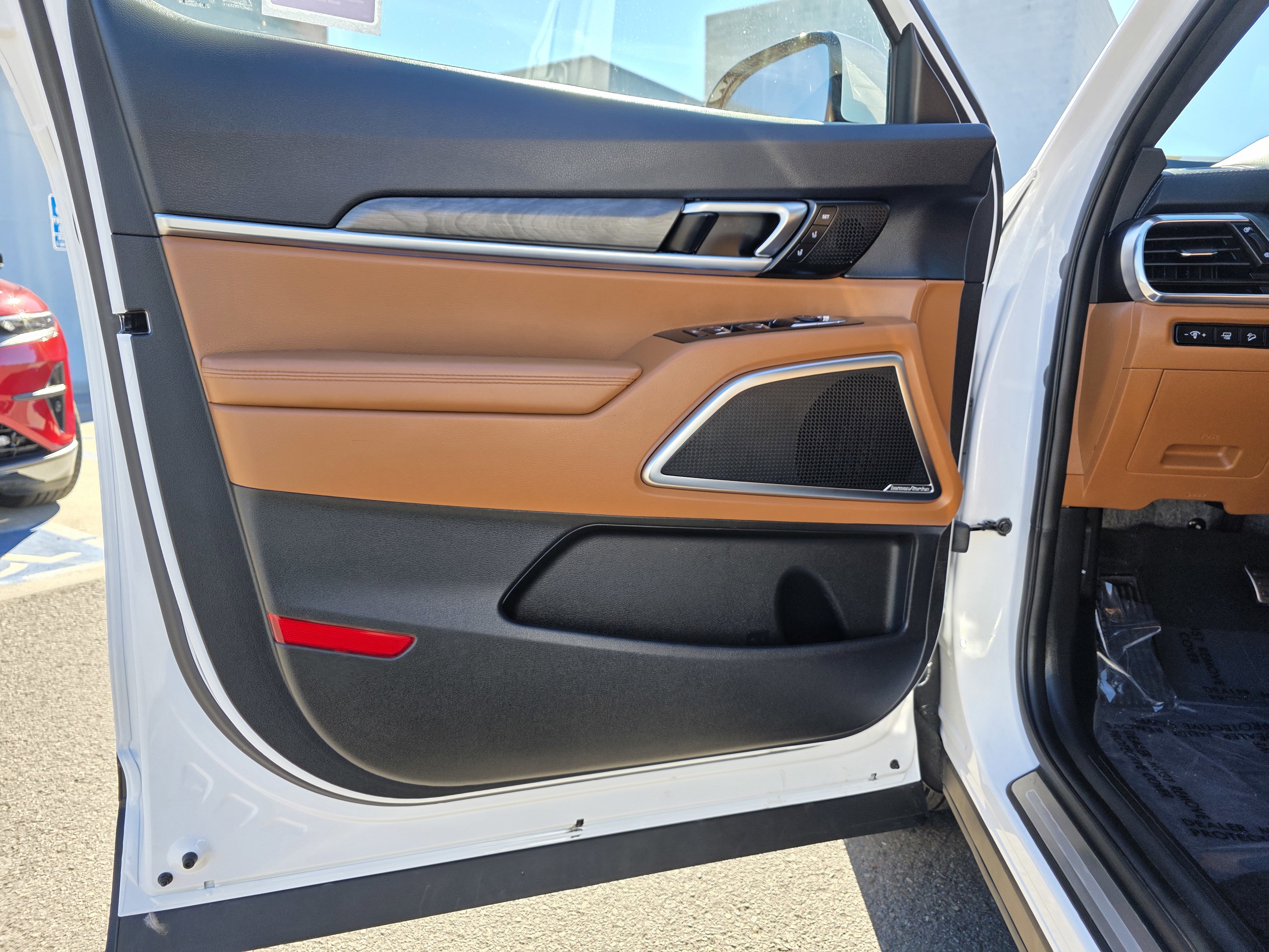 Used 2025 Kia Telluride SX Prestige X-Line image 11