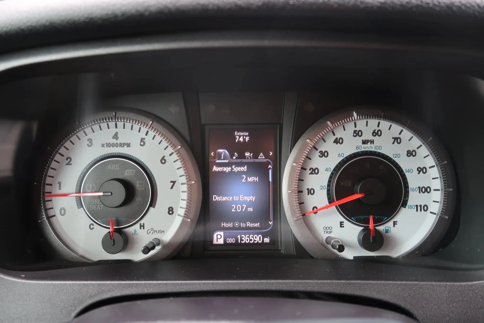 Used 2018 Toyota Sienna SE w/ Carpet Mat Package FWD image 26