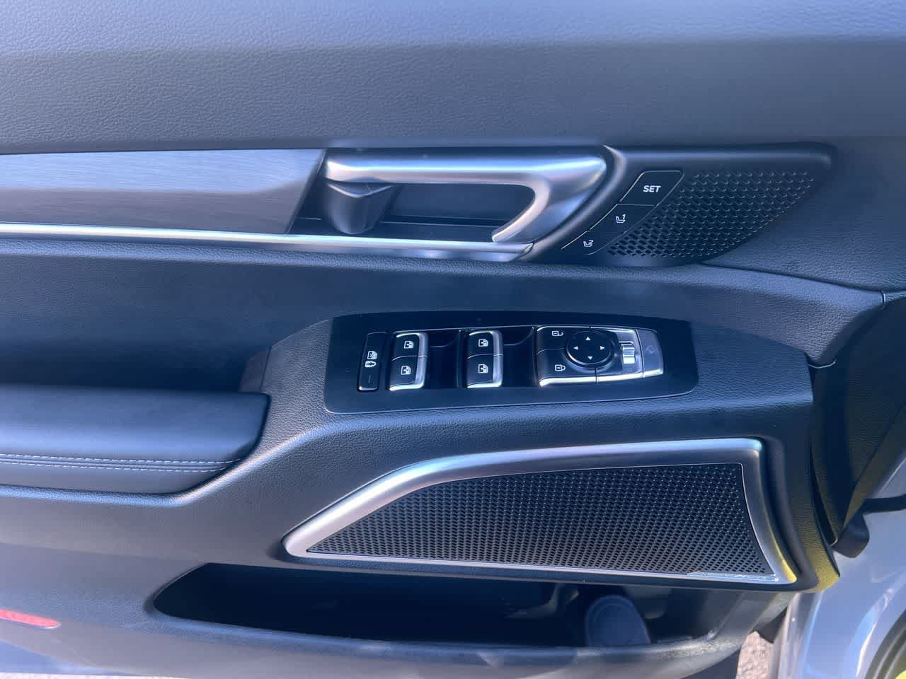 Certified 2025 Kia Telluride SX X-Line AWD/4WD image 13