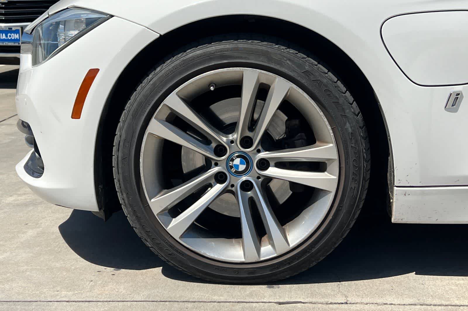 Used 2017 BMW 330e RWD image 12