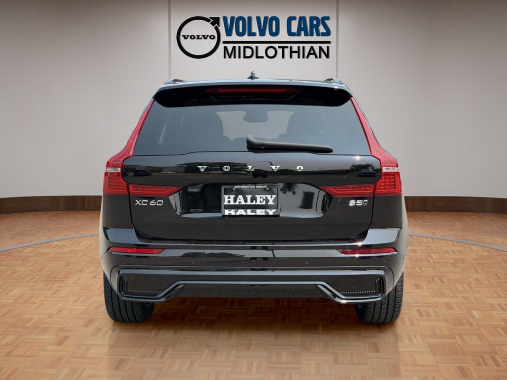 Used 2025 Volvo XC60 B5 Plus AWD/4WD image 20