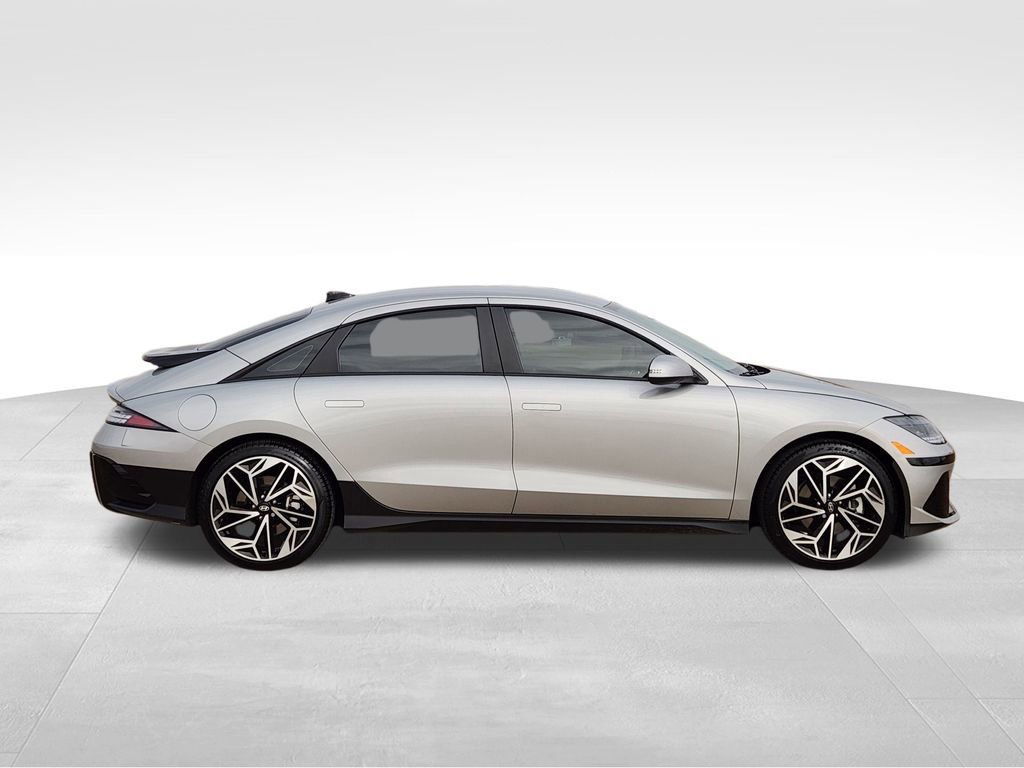 Used 2025 Hyundai Ioniq 6 SEL image 7