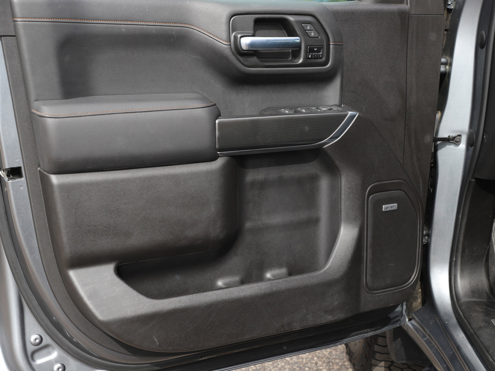 Used 2020 GMC Sierra 1500 AT4 w/ AT4 Premium Package AWD/4WD image 16