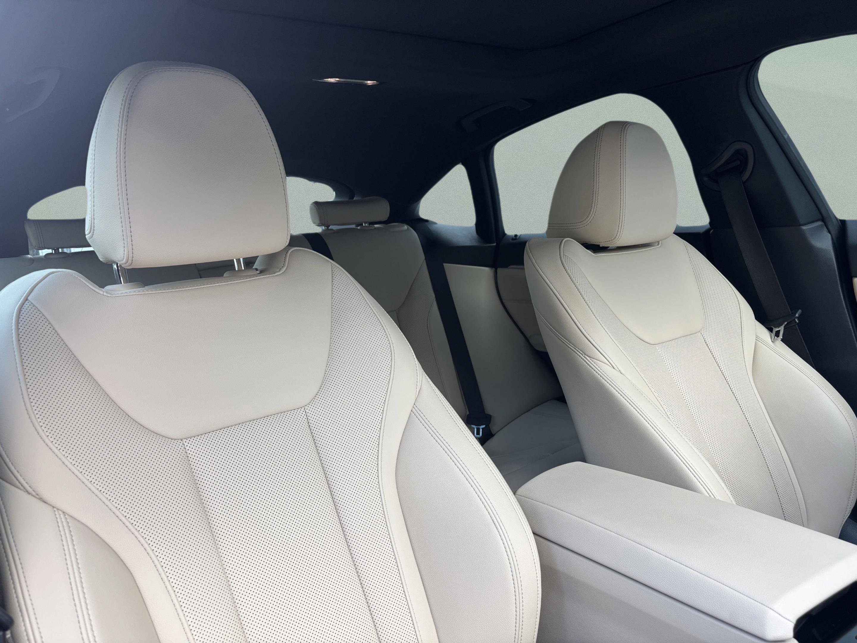 Used 2023 BMW i4 eDrive40 w/ Premium Package image 23