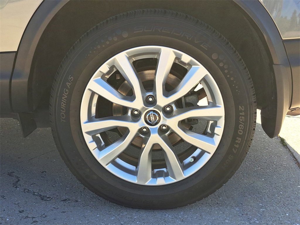 Certified 2021 Nissan Rogue Sport S image 13