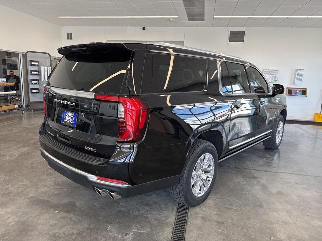 Certified 2025 GMC Yukon XL Denali w/ Sun & Power Step Package AWD/4WD image 3