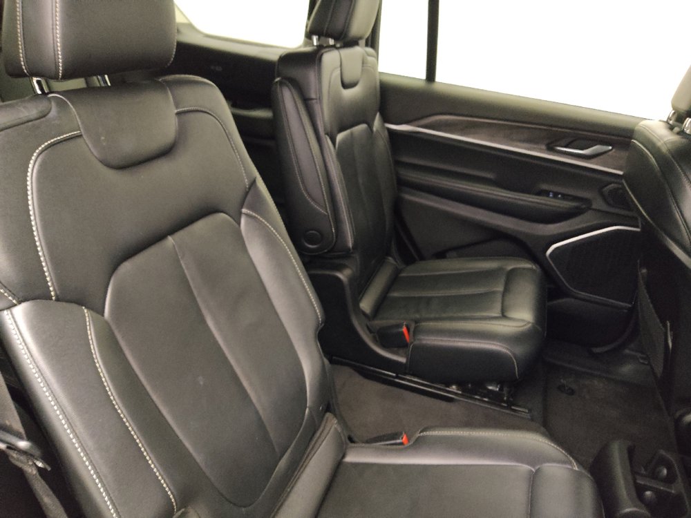 Used 2021 Jeep Grand Cherokee L Limited AWD/4WD image 19