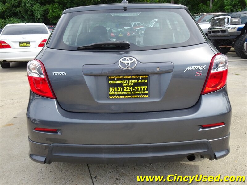 Used 2010 Toyota Matrix S FWD image 8