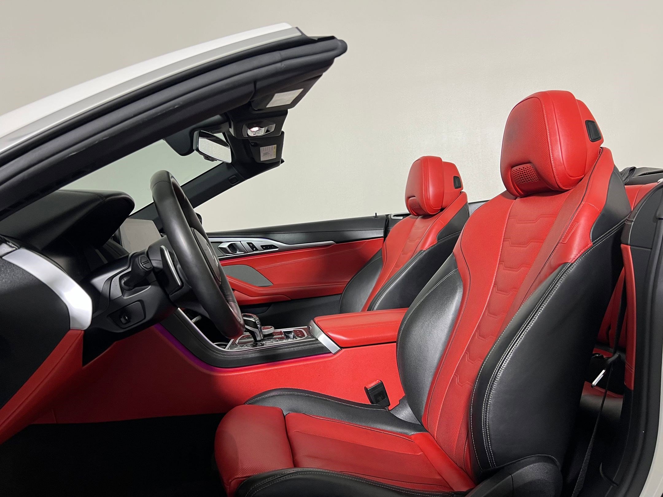 Used 2021 BMW M850i xDrive Convertible w/ Driving Assistance Package image 5