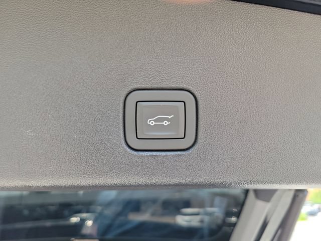 Certified 2025 Cadillac Optiq Luxury 2 AWD/4WD image 26