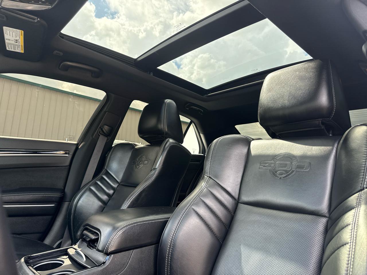 Used 2023 Chrysler 300 C RWD image 38