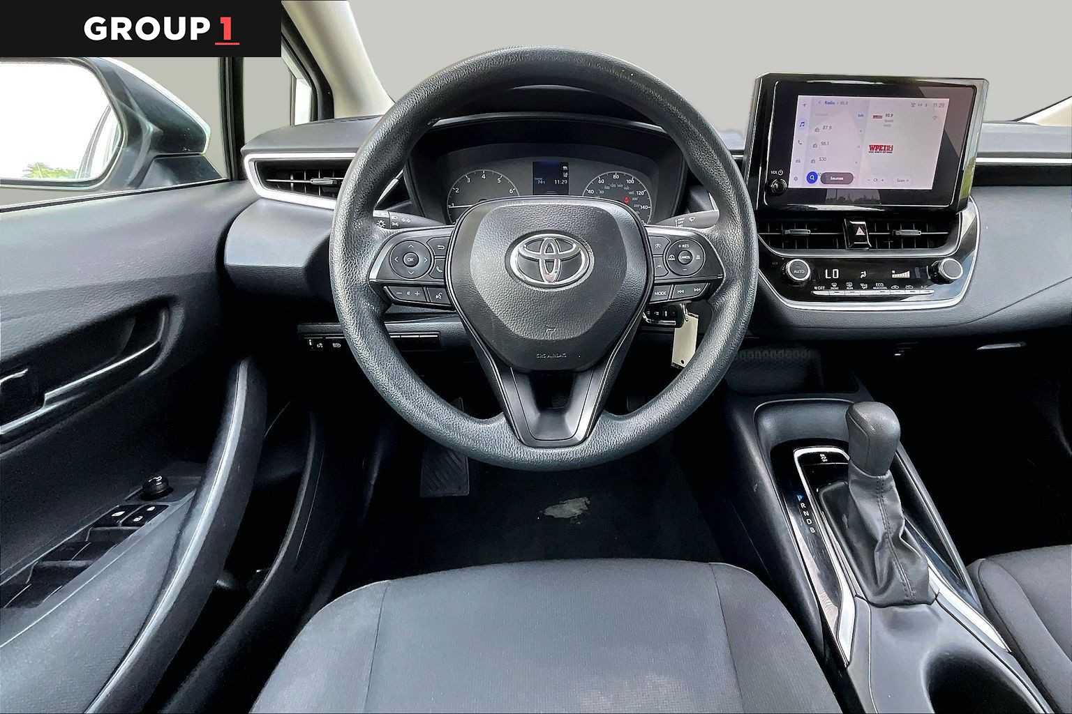Used 2024 Toyota Corolla LE FWD image 6