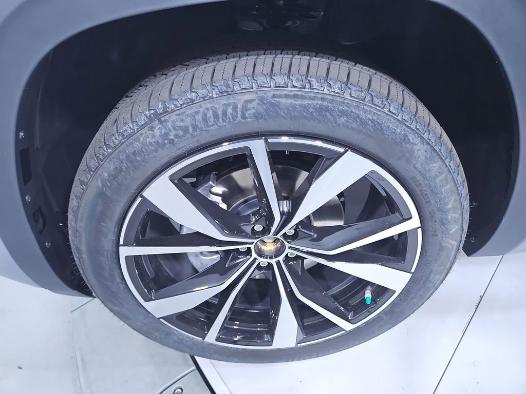 New 2026 Volkswagen Atlas SEL Premium R-Line image 27