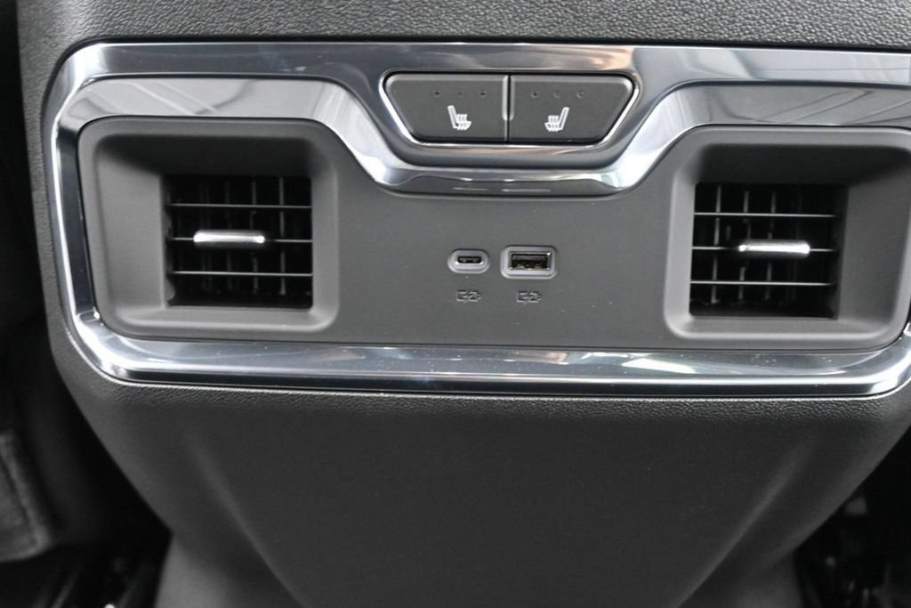 New 2025 Chevrolet Silverado 1500 High Country w/ Midnight Edition AWD/4WD image 30