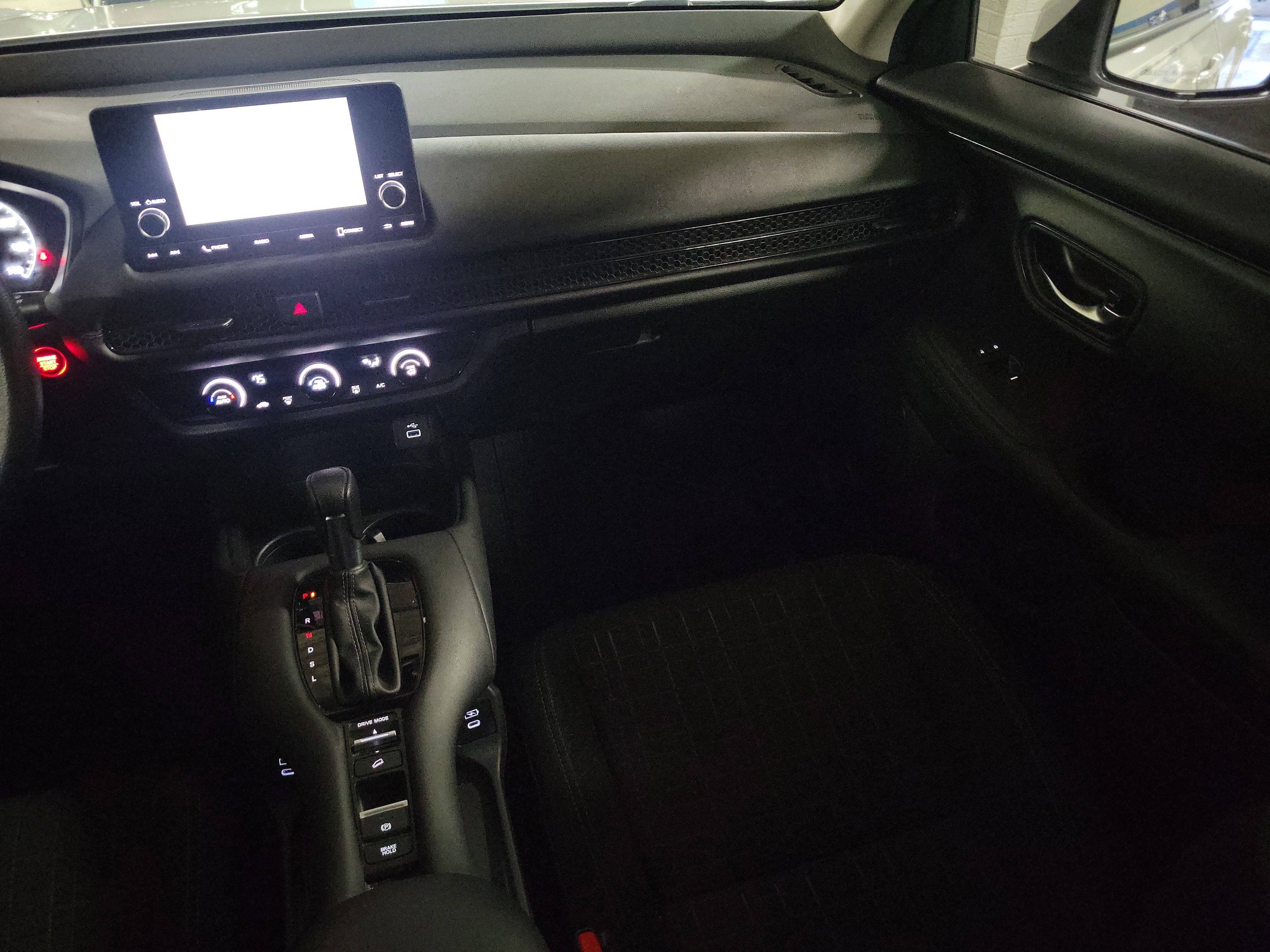 Used 2024 Honda HR-V LX image 14