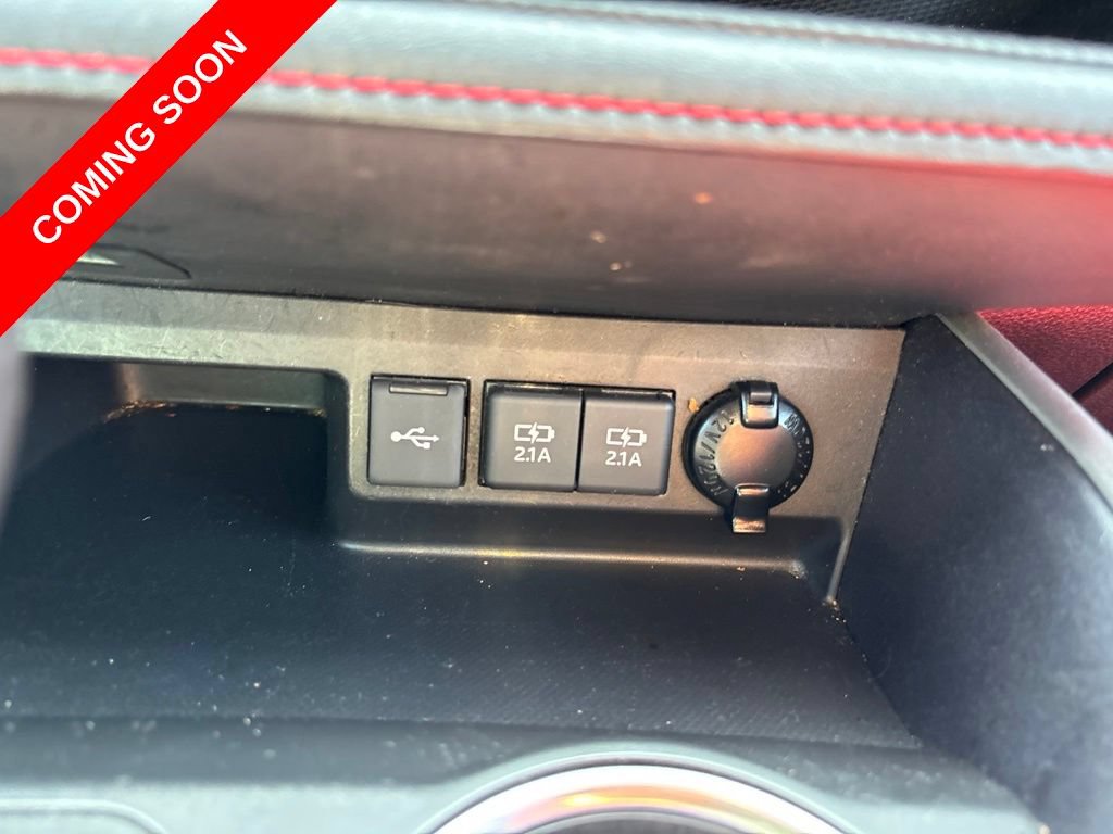 Used 2021 Toyota Highlander XSE AWD/4WD image 39