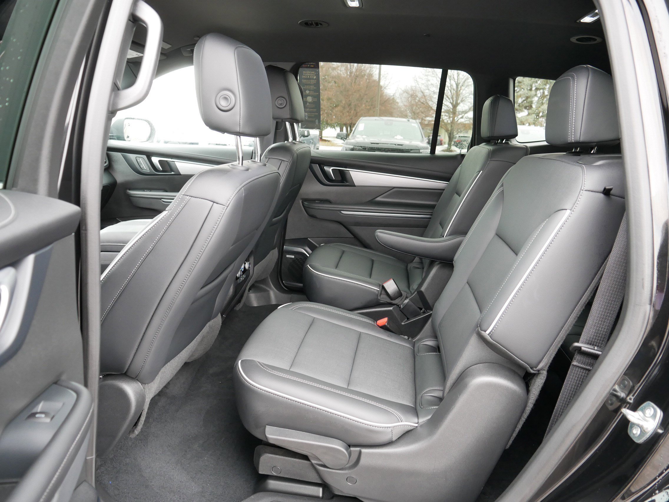 Certified 2025 Buick Enclave Preferred image 34