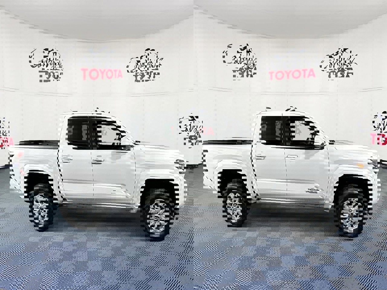 Used 2025 Toyota Tacoma SR5 image 8
