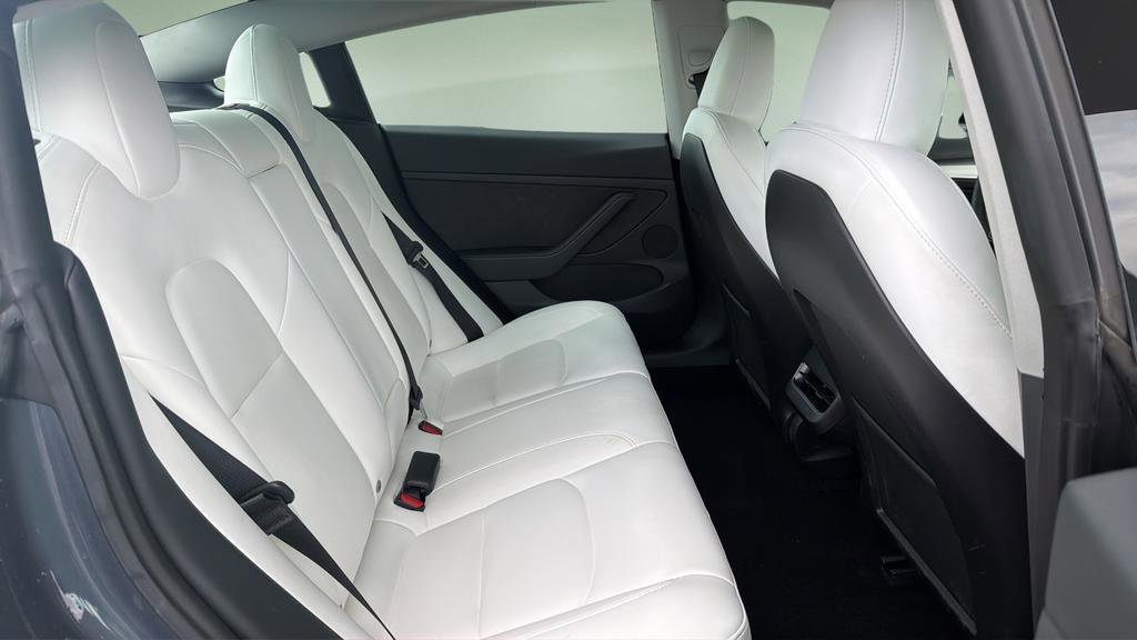 Used 2023 Tesla Model 3 Performance image 21