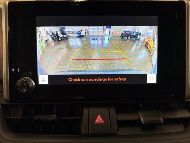 Used 2023 Toyota RAV4 LE image 15