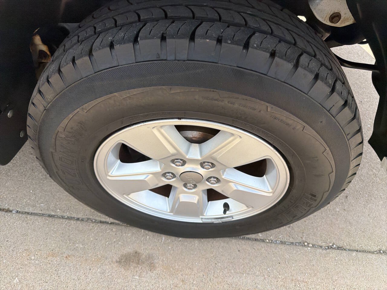 Used 2011 Jeep Liberty Sport w/ Popular Equipment Group AWD/4WD image 7
