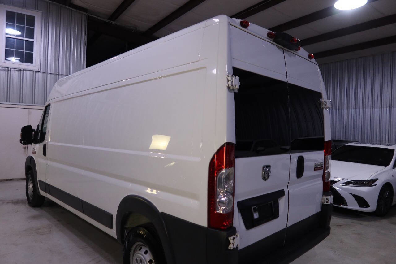 Used 2018 RAM ProMaster 2500 FWD image 3
