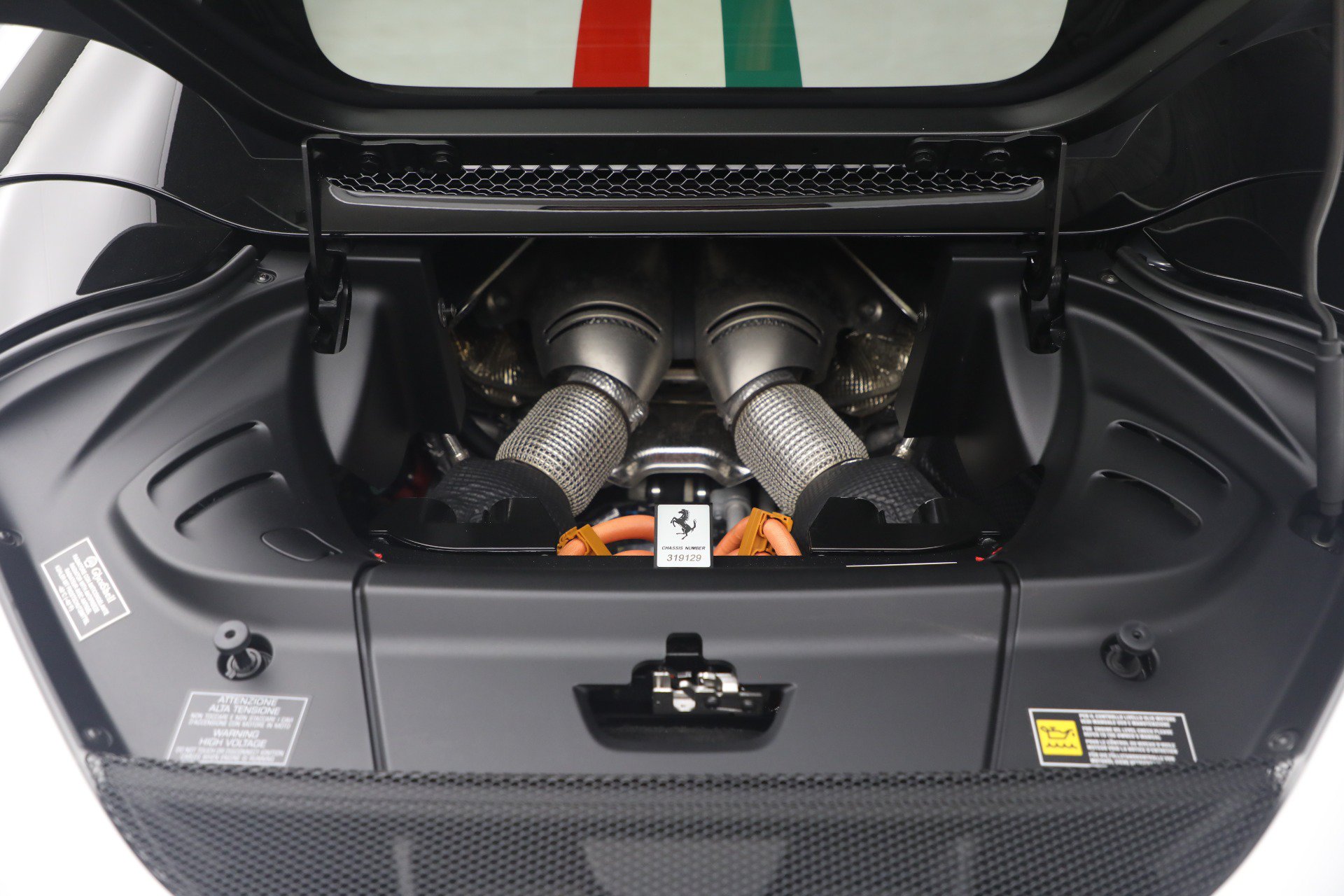 Certified 2025 Ferrari 296 GTS RWD image 39